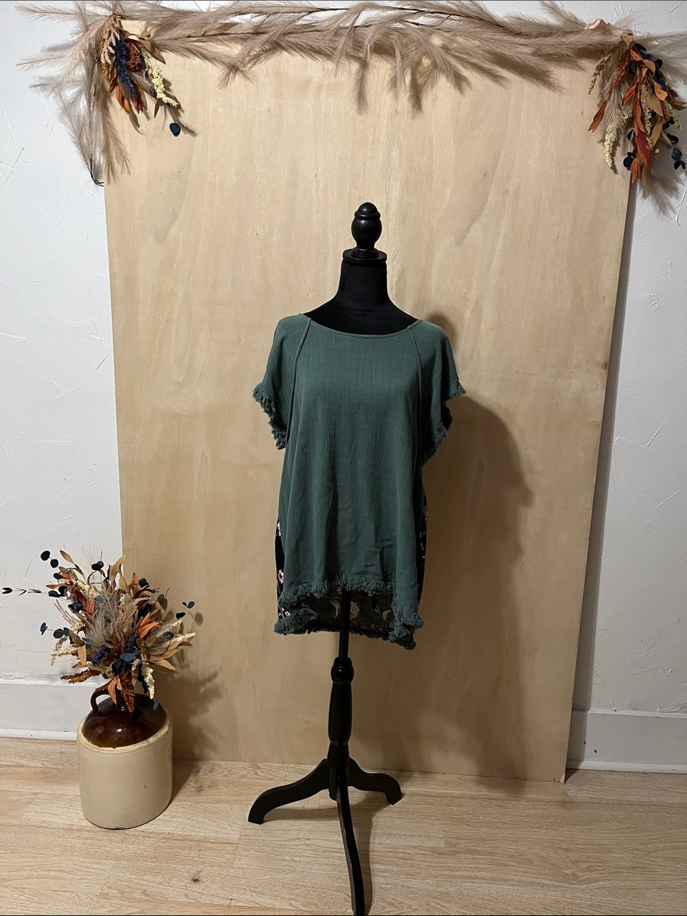 Umgee Olive Green Lace-Trim Tunic Top